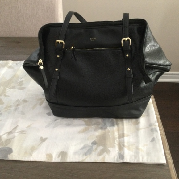 Tutilo NY Tote Tablet Bag - Picture 2 of 6